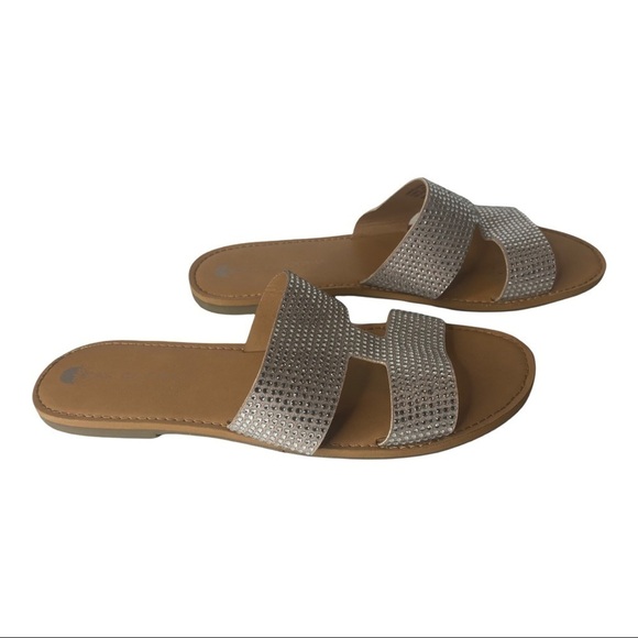 Big Buddha Silver Rhinestone Sandals. Size 9 - Picture 7 of 9